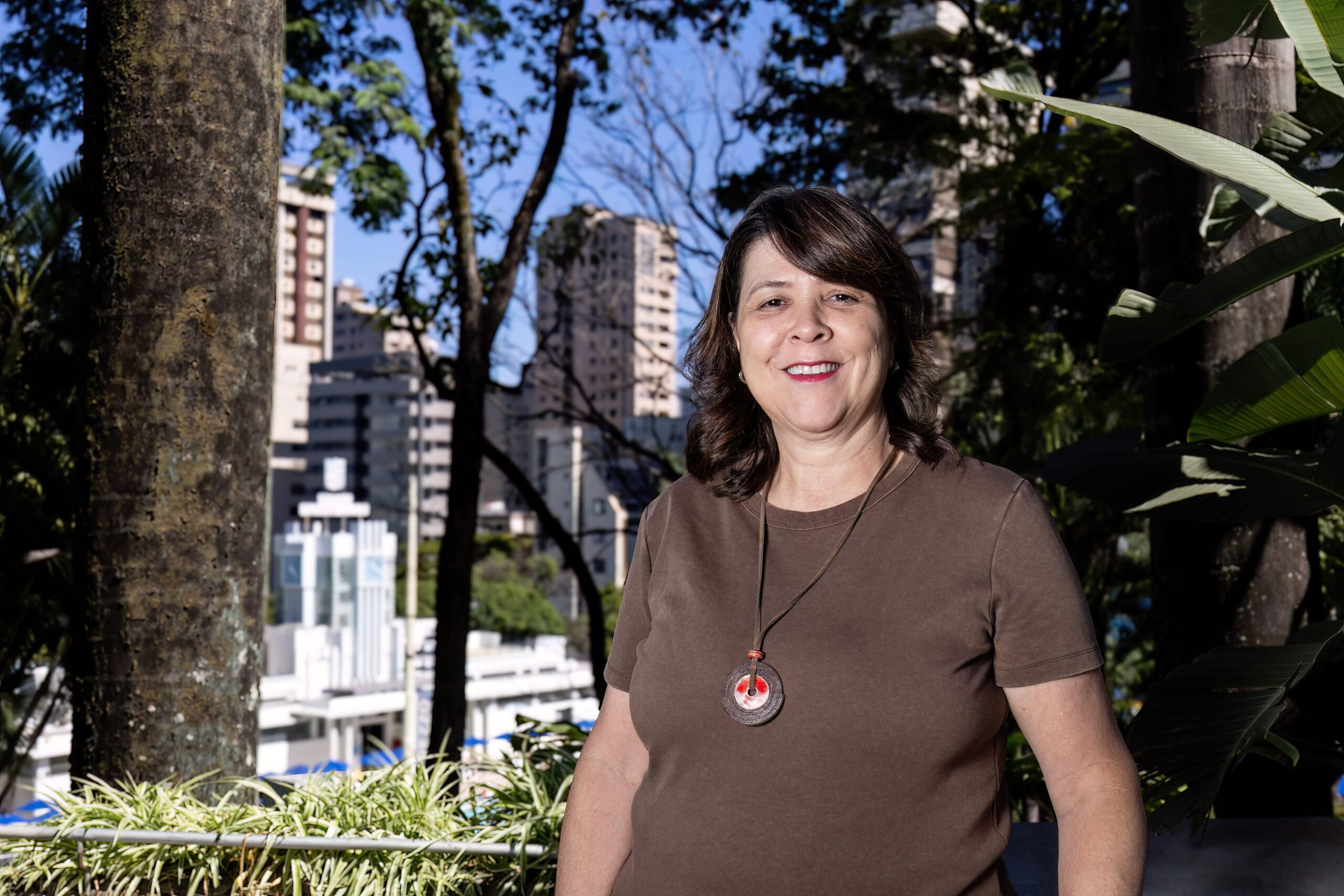 “Eu me sinto honrada pelo meu crescimento profissional e pelas amizades que fiz nesse lugar que considero a minha segunda família: o Minas Tênis Clube.”