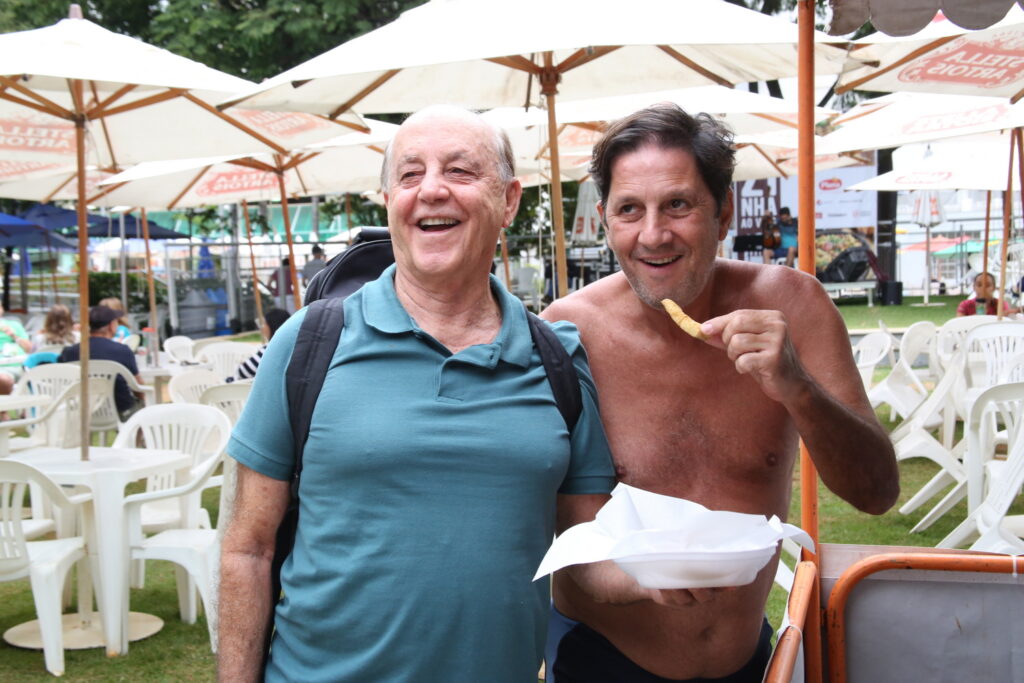 Comida e música boa!