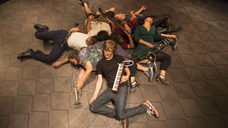 Espetáculos adiados