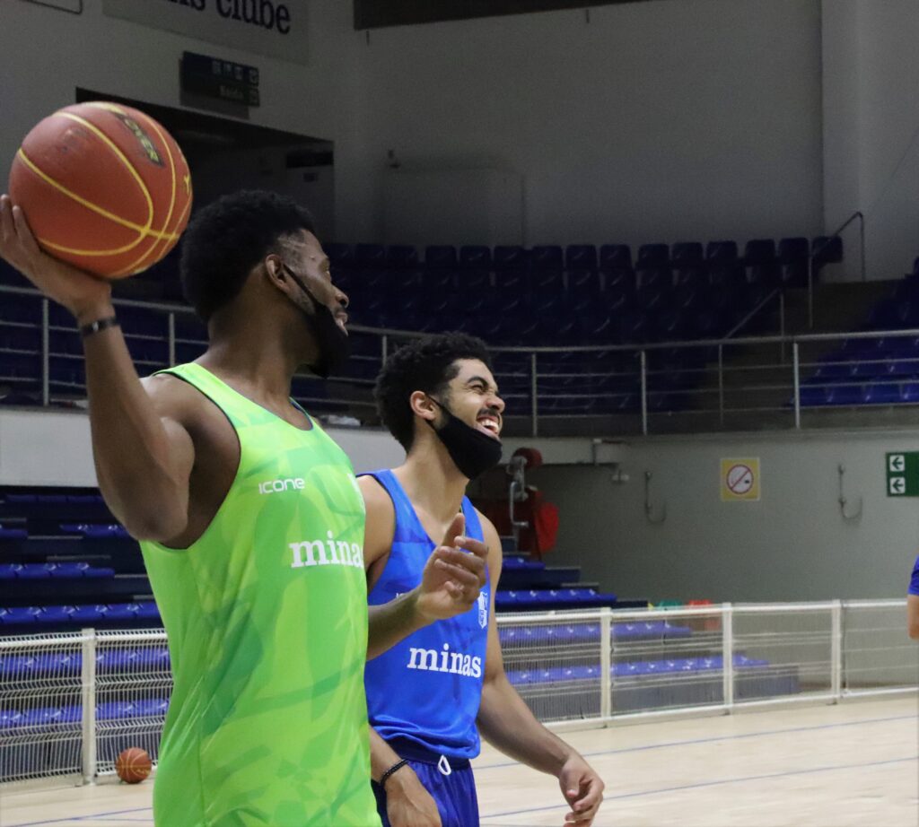 Ligando as máquinas!