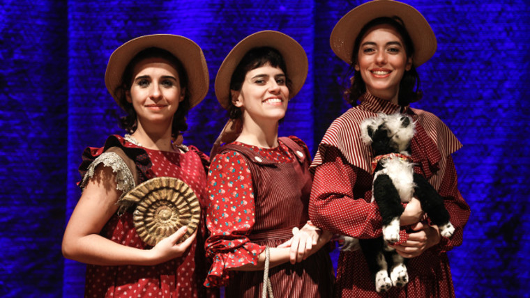 Mary e os Monstros Marinhos