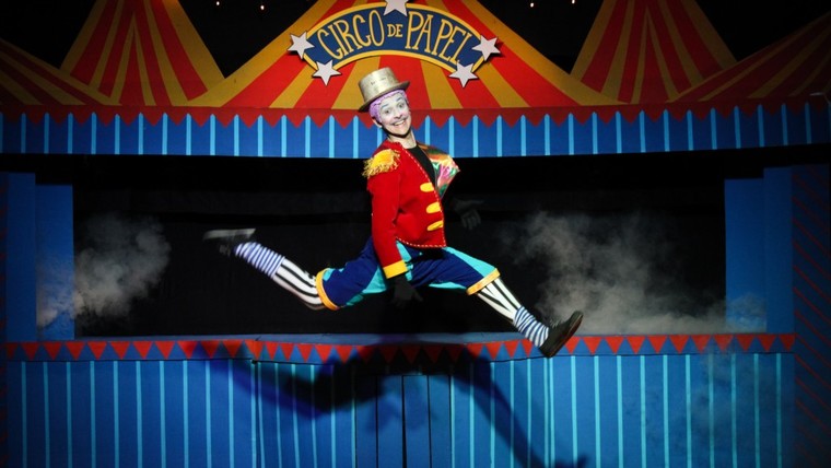 O circo de papel