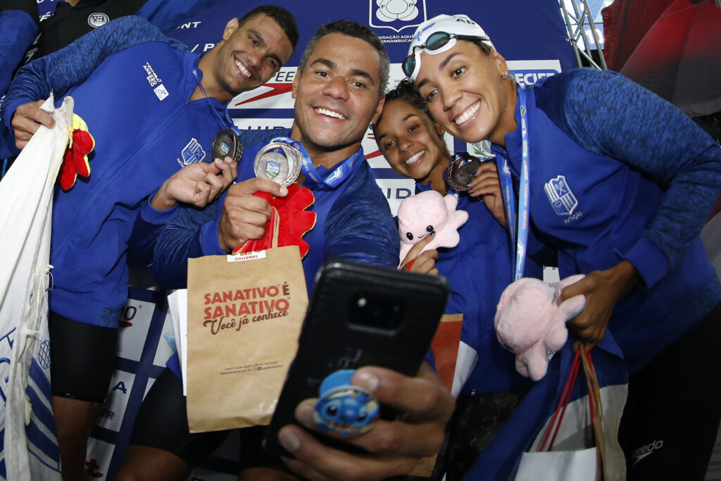 Ouro, prata e bronze