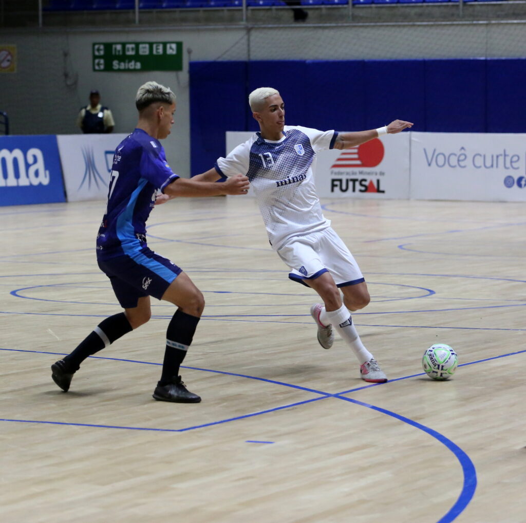 Pela classificação