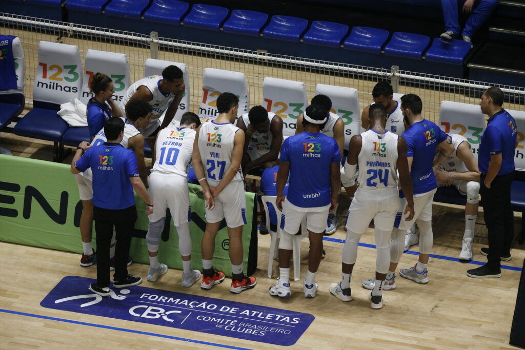 Pra cima, Tempestade!