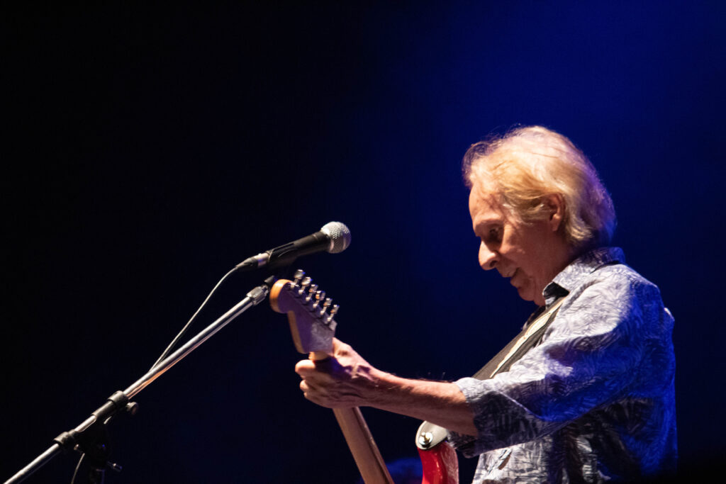 Semeando as canções no vento