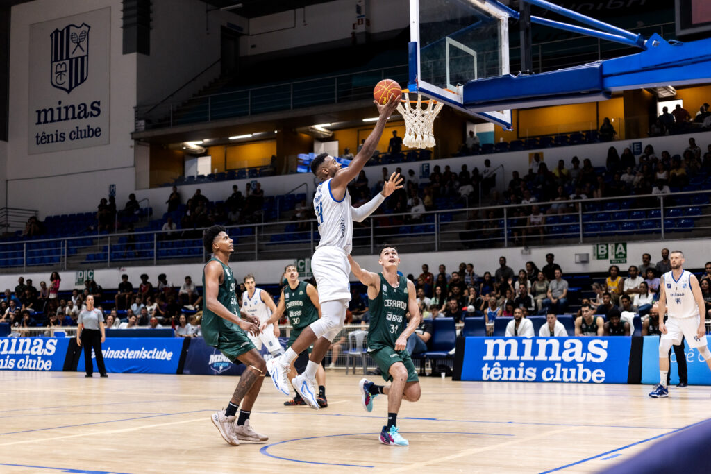 Tempestade na Arena!