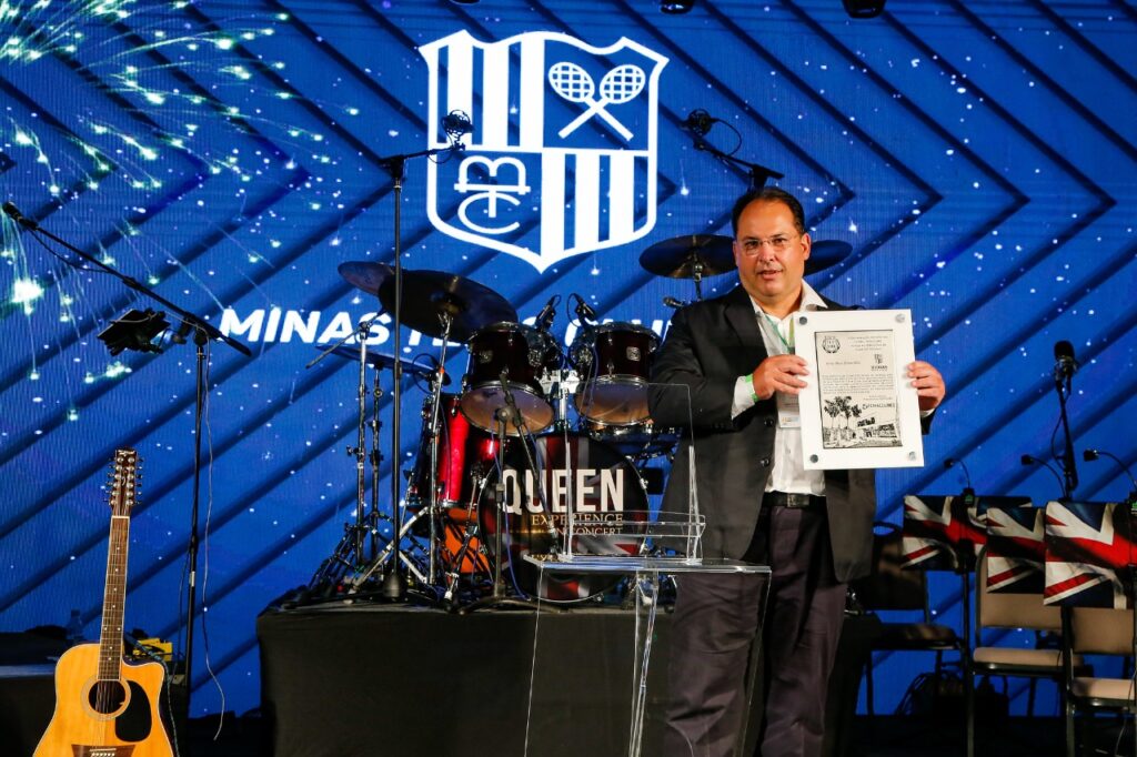 Triplo reconhecimento