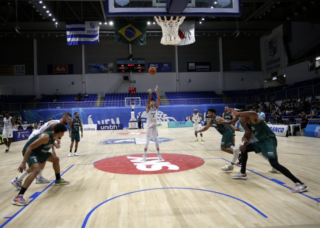 Vem pra Arena UniBH!