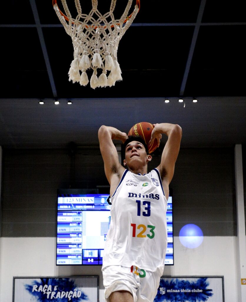 Vitória eletrizante!