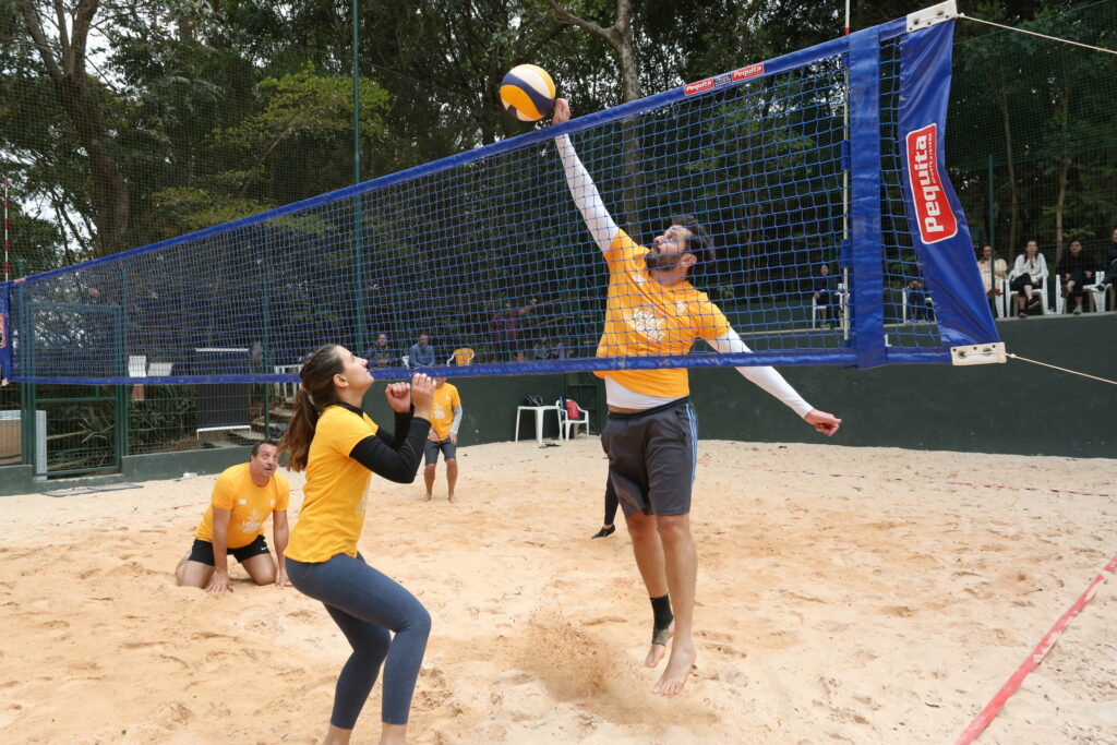 Vôlei de Praia no Country