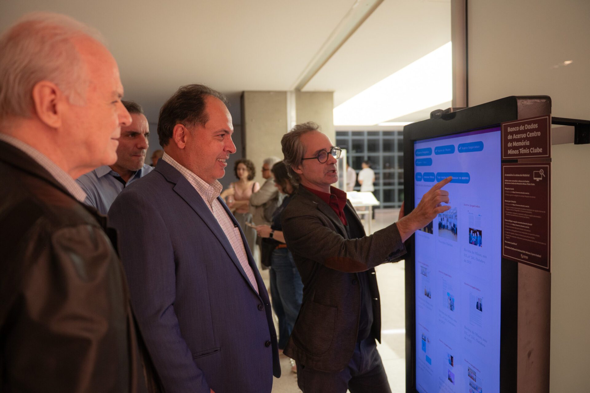 Totem do Centro de Memória