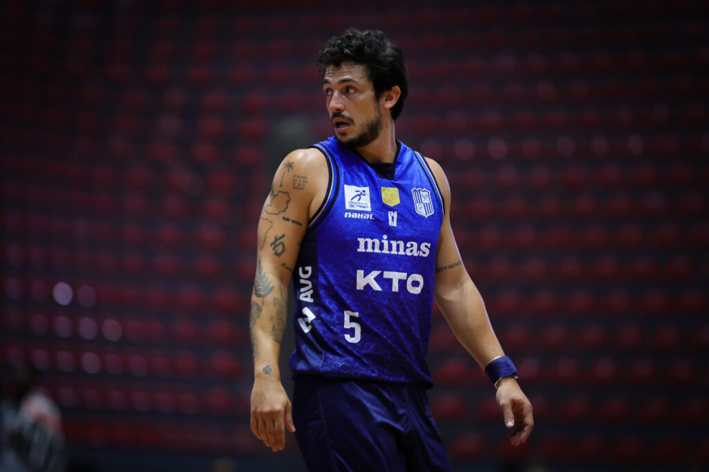 KTO Minas vence Corinthians em prévia das quartas da Super 8