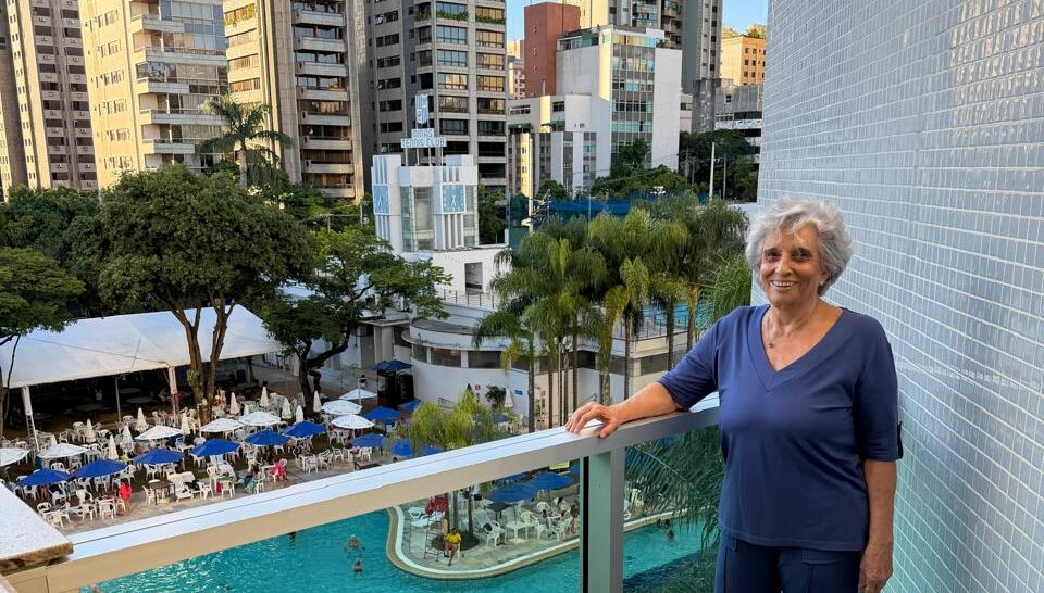 “Continue contribuindo para a formação de uma sociedade saudável, com cidadãos de bem, esclarecidos, justos e educados, para fazermos deste Brasil um país melhor”