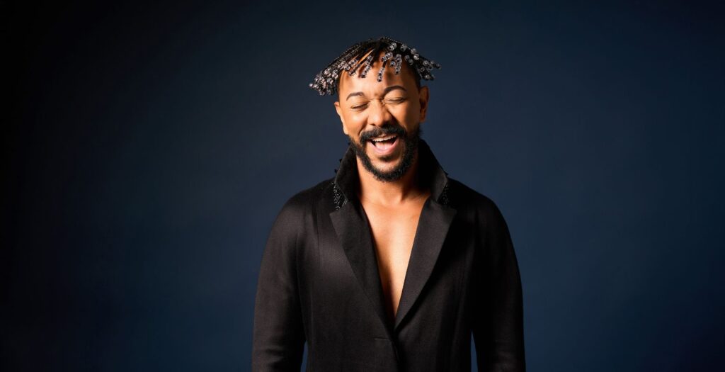 Moisés Navarro traz obra de Noel Rosa ao Minas