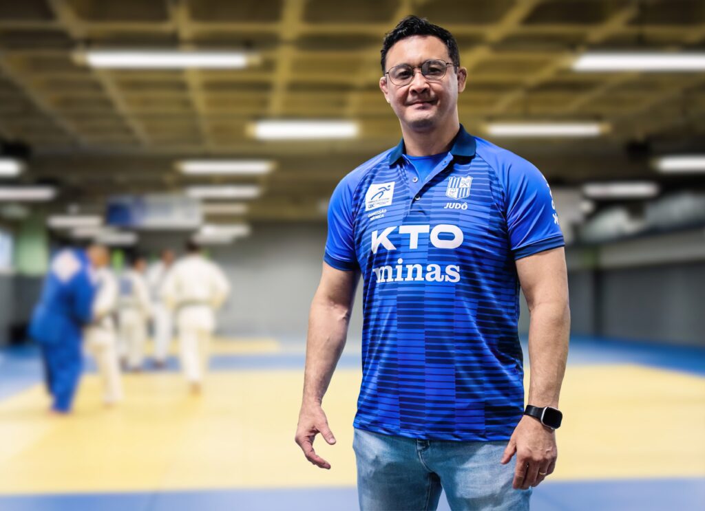 KTO Minas acerta a contratação do técnico Alexandre Katsuragi 