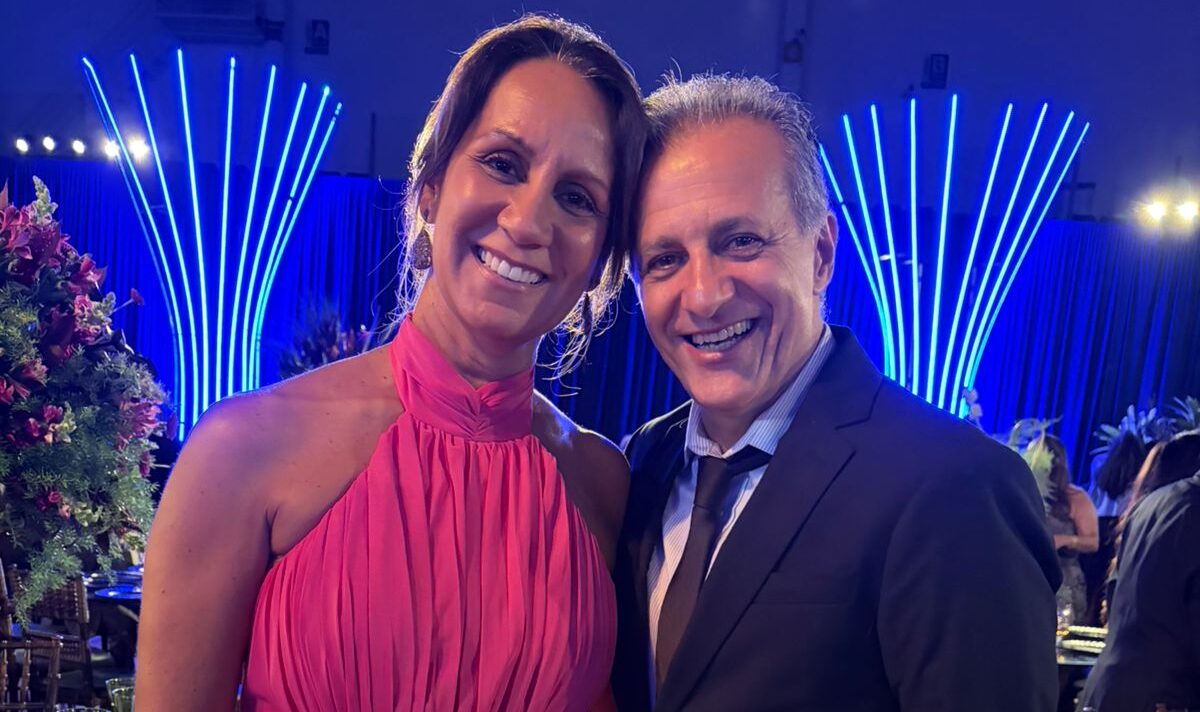 “Brinco que sou uma verdadeira vendedora de cotas do Minas, porque acredito nos valores que o Clube defende e espalha para além de seus muros”