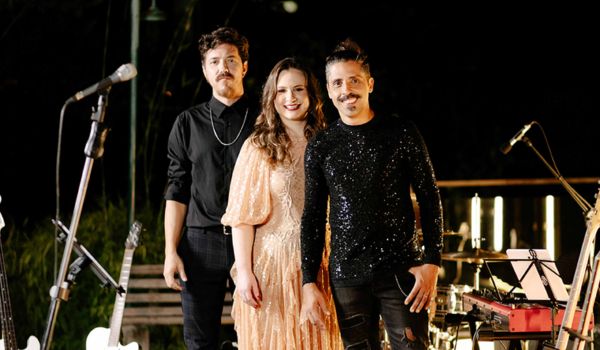 Cobra Coral canta Clube da Esquina