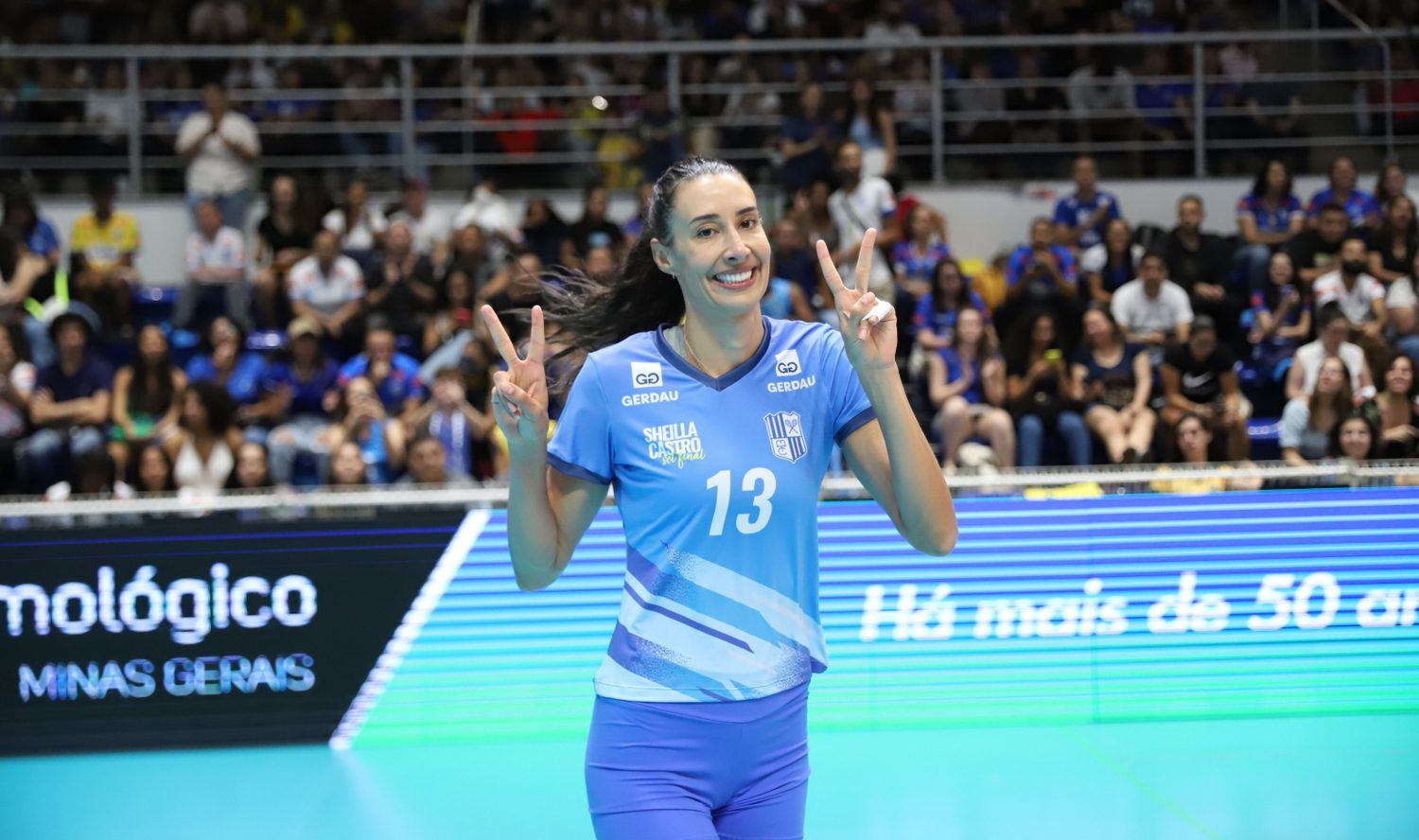 “O Minas é um espaço que revela talentos e também cidadãos. Um lugar onde disciplina, resiliência, respeito e convivência são ensinados desde cedo, como dentro de casa.”