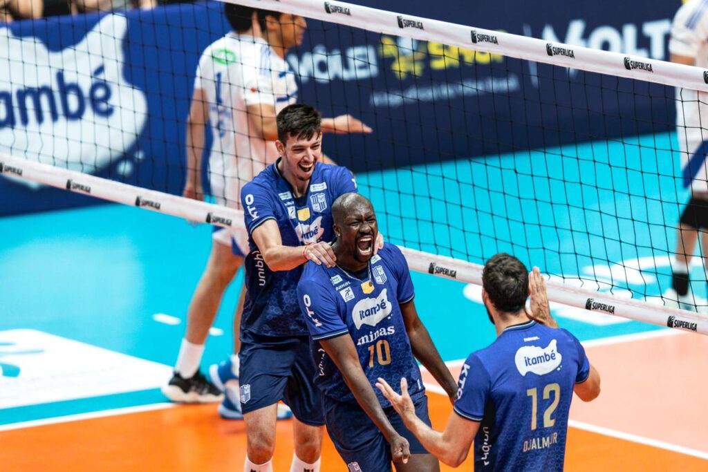 Itambé Minas vence o Sada Cruzeiro em clássico e volta ao G4 da Superliga