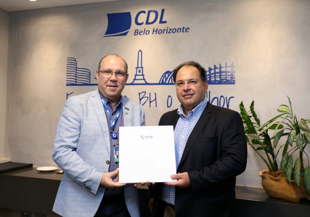 Minas e CDL celebram produção de livro