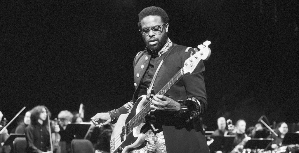 Jazz is dead – Adrian Younge convida Hyldon e Carlos Dafé