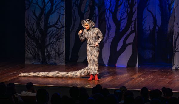 Suzy Brasil em uma Noite Horripilante