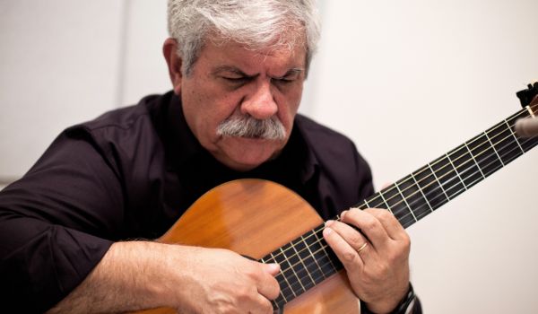 Uma voz, um instrumento – 10 anos – Dori Caymmi convida Alice Caymmi