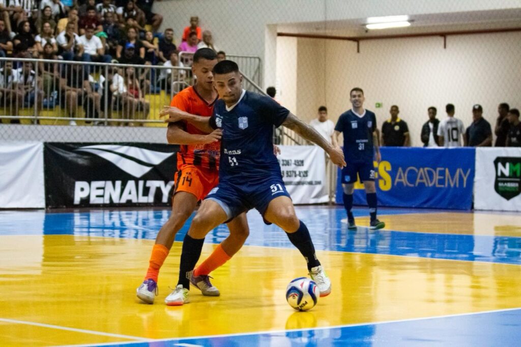 Minas decide vaga da Copa do Brasil diante da torcida