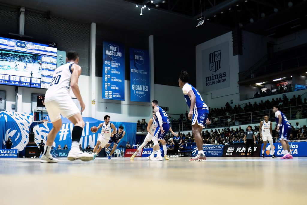 KTO Minas recebe Cruzeiro por vaga nas quartas do NBB CAIXA