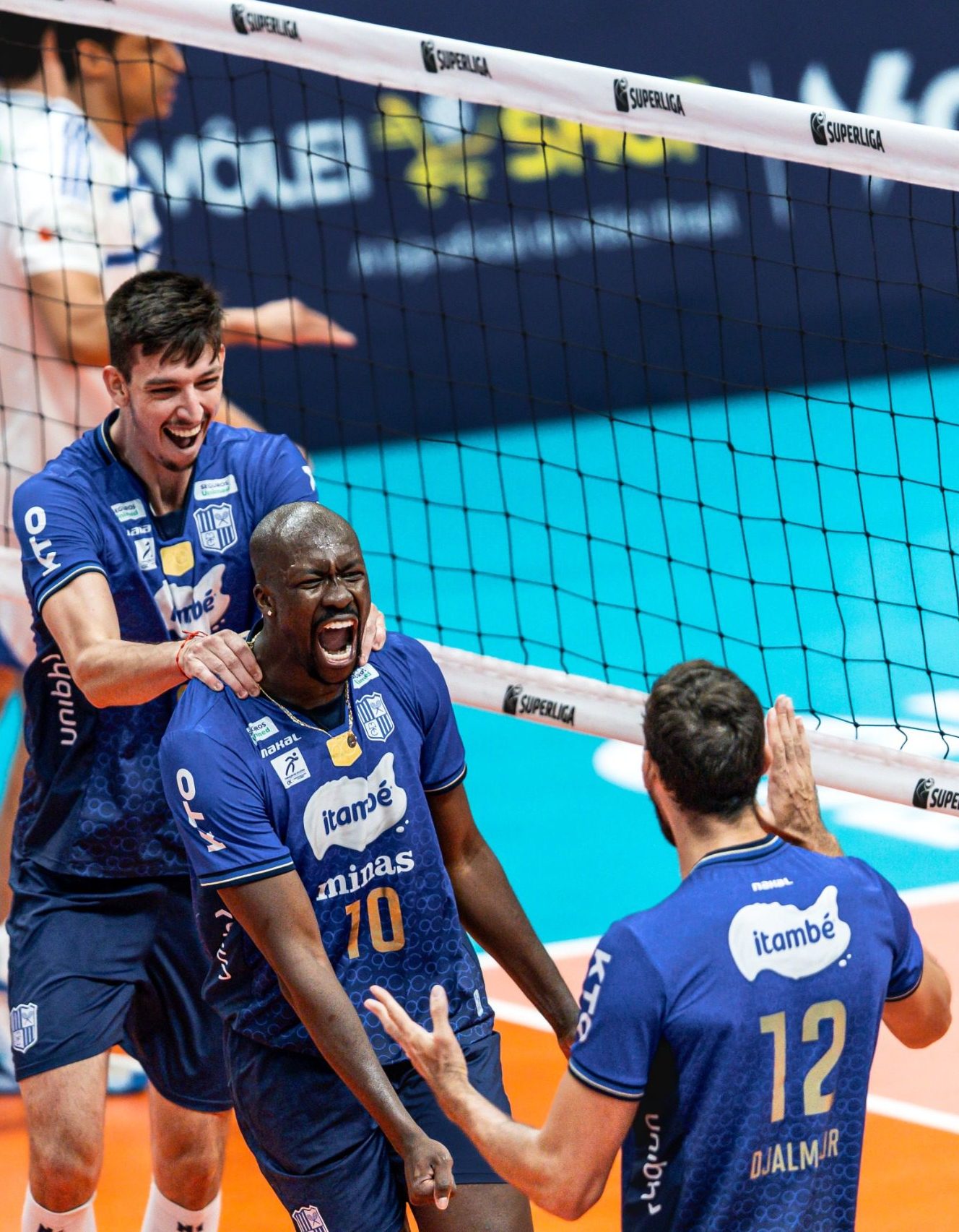 Itambé Minas enfrenta o Sada Cruzeiro pela semifinal da Superliga