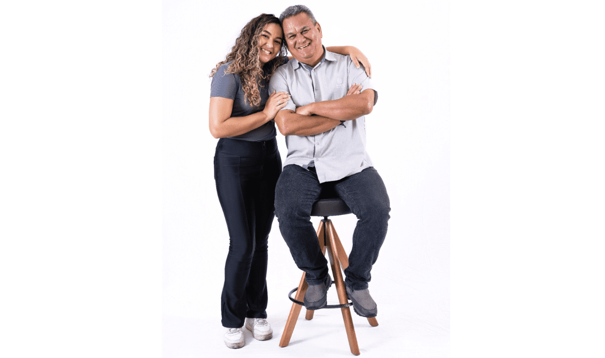 “Aqui é um lugar onde trabalho e vida andam de mãos dadas. Um Clube que inspira a evoluir, que cuida de quem faz parte dele e possui uma direção sólida e competente.”