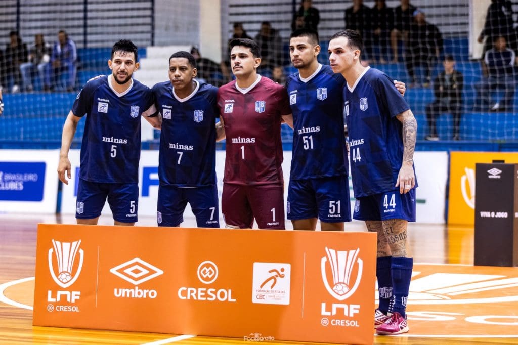 Minas vence Santo André de virada e conquista primeira vitória na LNF