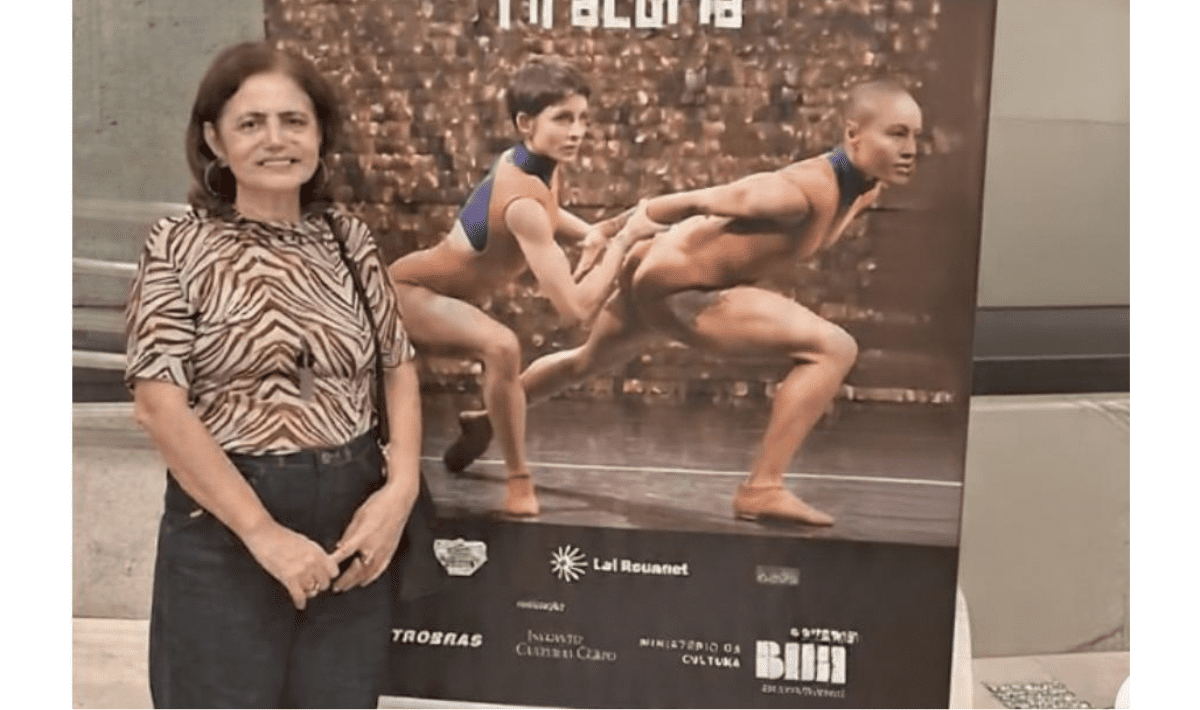 “Entre peças de teatro, sessões de cinema e espetáculos de dança, compartilho momentos especiais com amigas e coleciono lembranças que enriquecem a rotina.