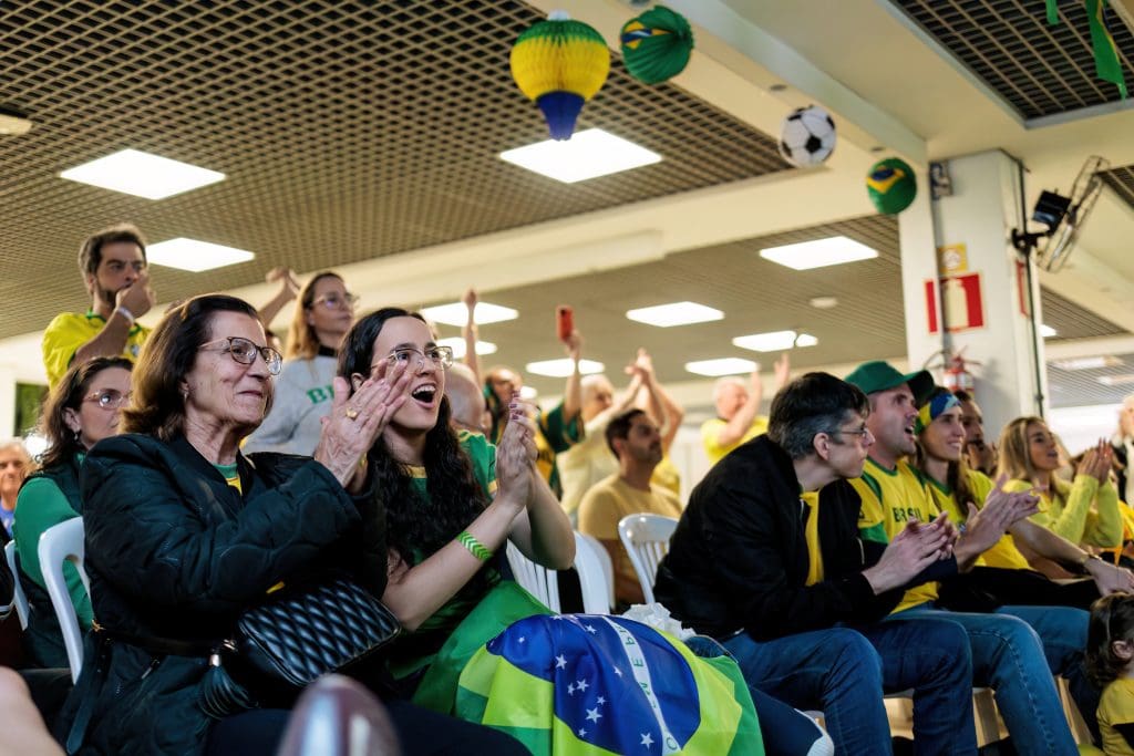Minastenistas se reúnem para a estreia do Brasil na Copa do Mundo