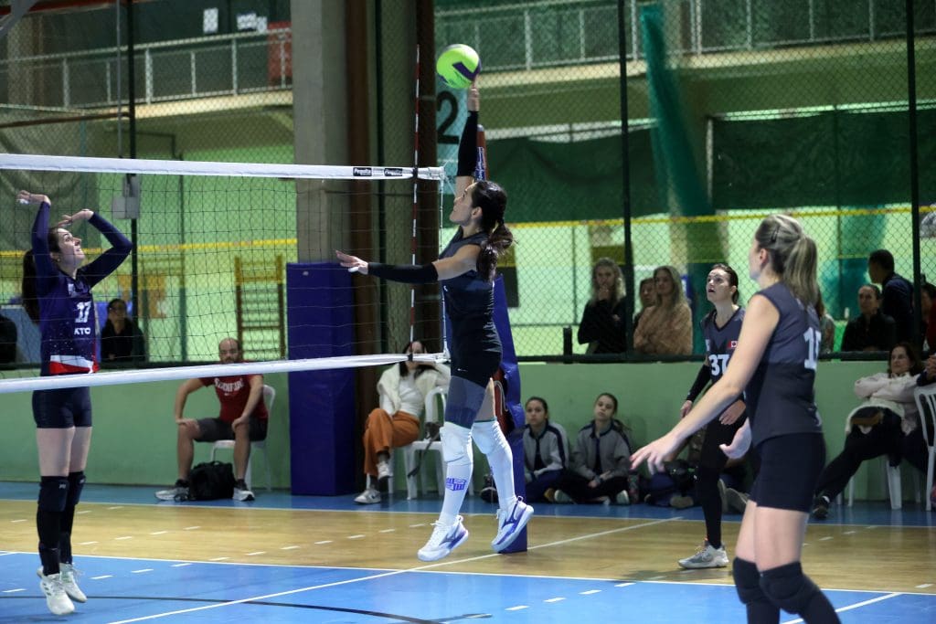 Minas I recebe Torneio Interno de Vôlei Feminino