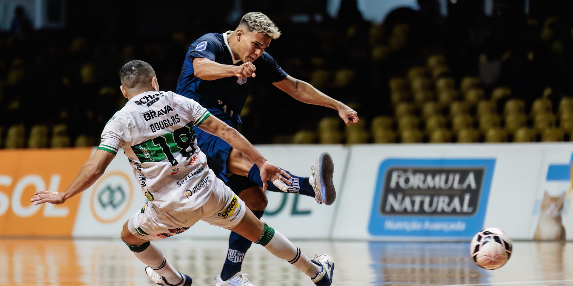 Minas vence Marreco e segue na briga pela vaga no mata-mata da LNF