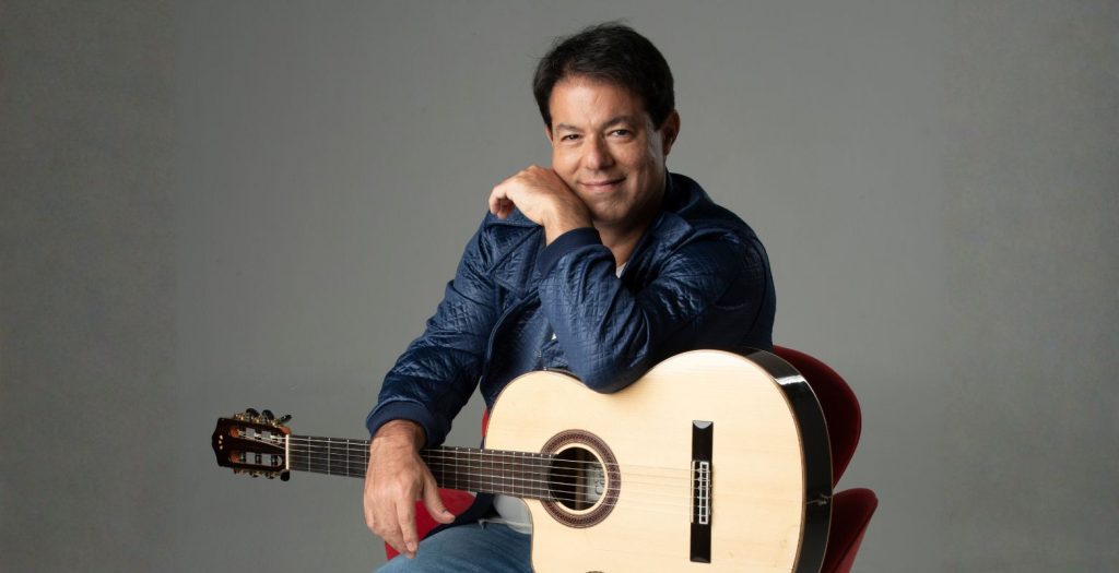 Alex Cohen Interpreta o Rei