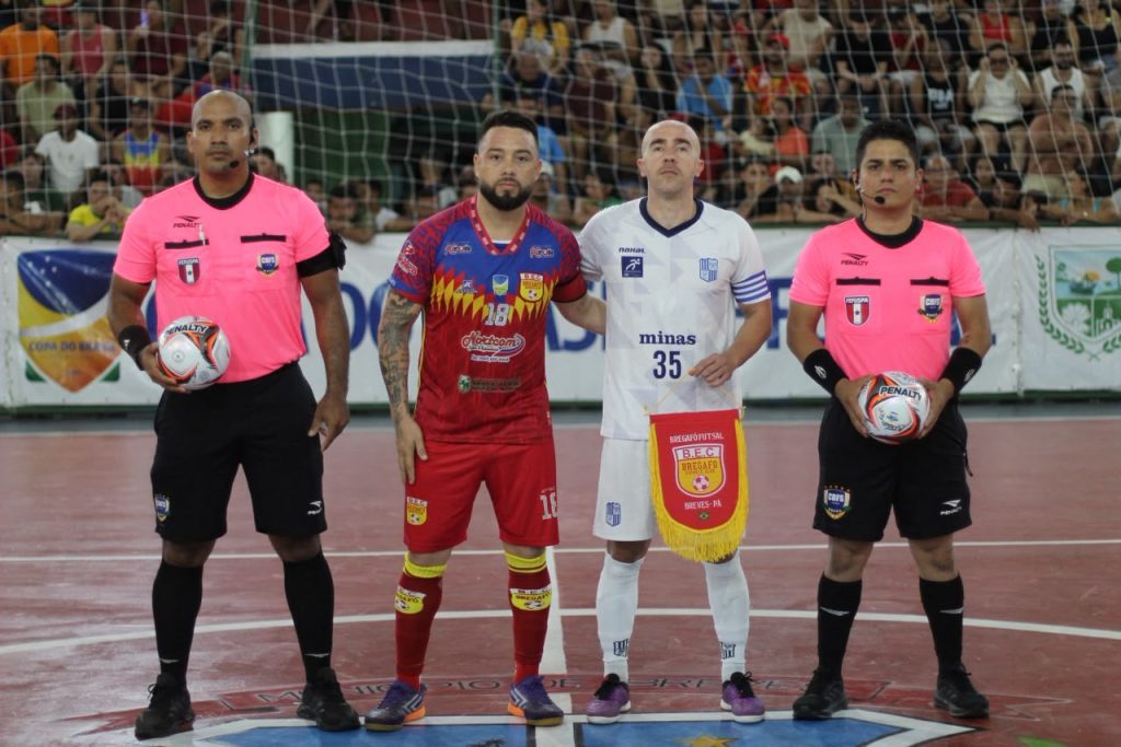 Minas goleia o Bregafó e abre vantagem na semifinal da Copa do Brasil