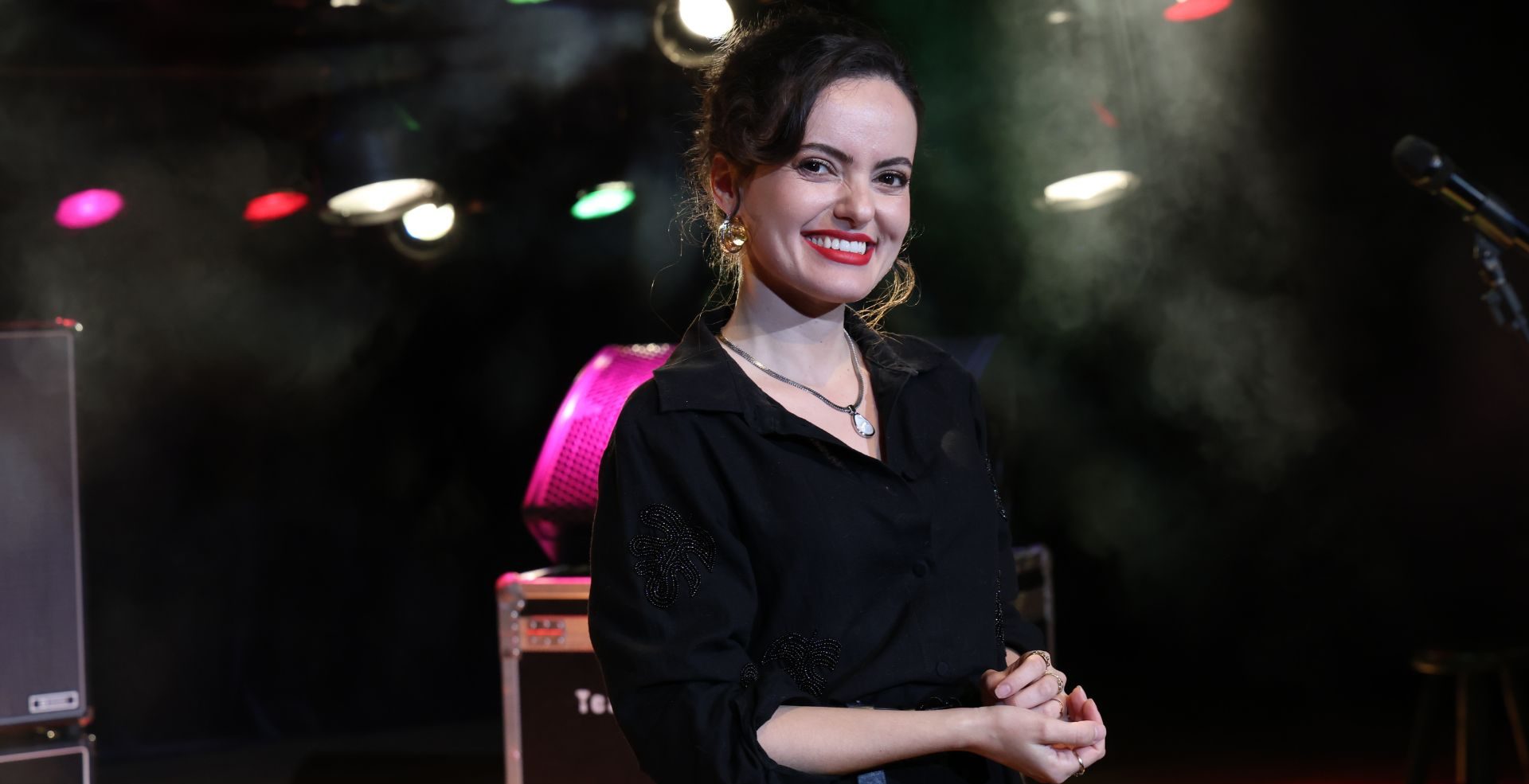 Mariah Carneiro canta Família Caymmi