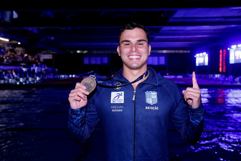 Pedro Buch e Guilherme Kanzler são destaques do Arezzo Minas no José Finkel