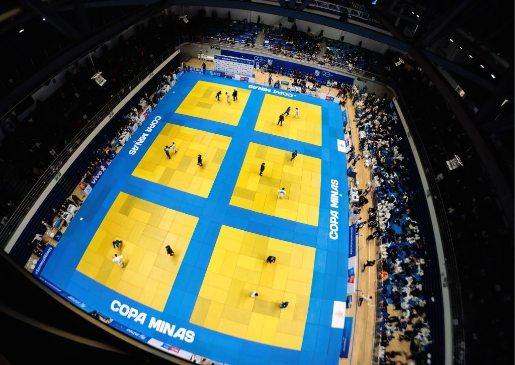 Copa Minas de Judô reúne mais de mil atletas na Arena UniBH