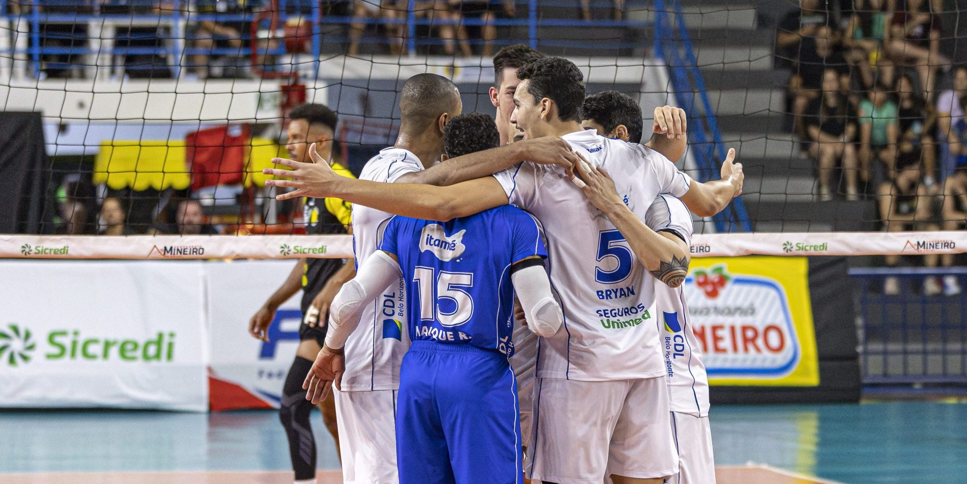 Itambé Minas vence o Praia Clube fora de casa