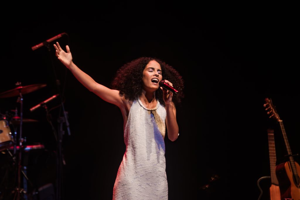 Laura Catarina Canta Vander Lee – Gravação do Show Ao Vivo