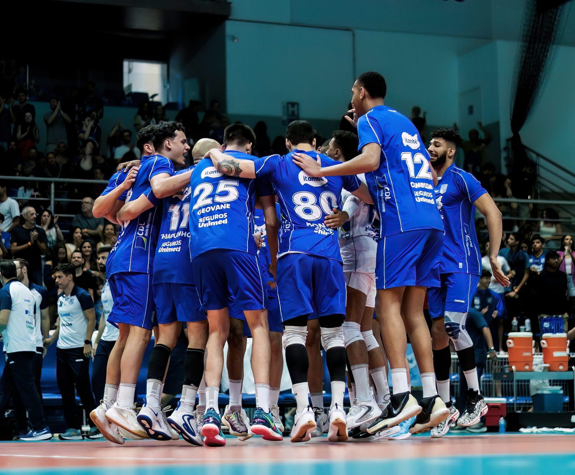 Itambé Minas vence clássico contra o Sada Cruzeiro e assume liderança do Mineiro