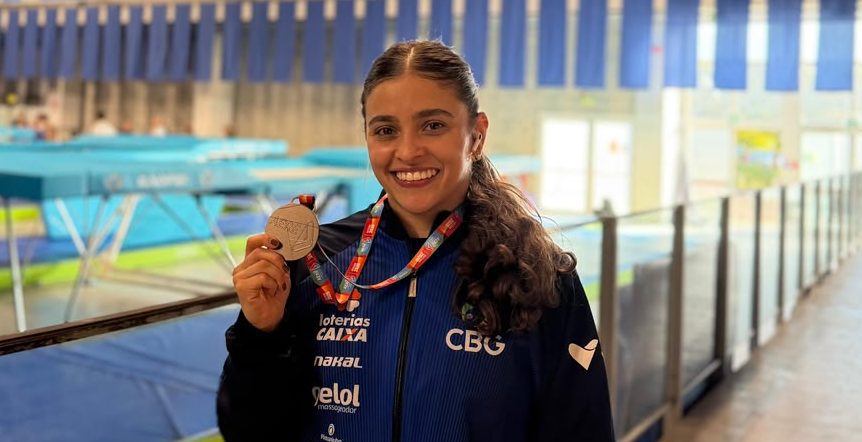 Alice Gomes conquista bronze na Copa do Mundo de Ginástica de Trampolim